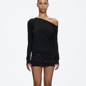 TANKAIR Black Off-Shoulder Mini Dress